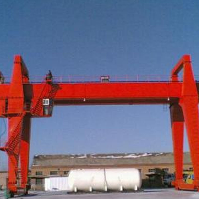 起重機(jī)廠家分析新型門(mén)式起重機(jī)的優(yōu)化設(shè)計(jì)